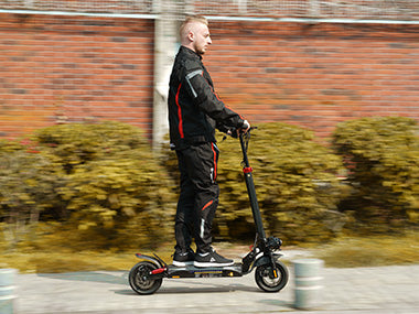 E-Scooter Akku Wechseln Kosten: Was Sie wissen müssen