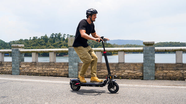 Den richtigen E-Scooter für 150 kg wählen: Test & Kaufberatung
