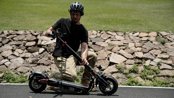 E Scooter Reifen Reparatur – Schnell, günstig & für jedes Modell